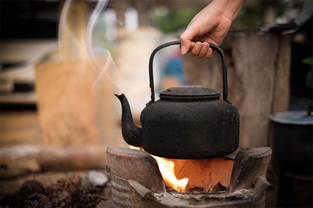 茶葉批發(fā)丨養(yǎng)生茶丨艾條的作用丨艾灸養(yǎng)生