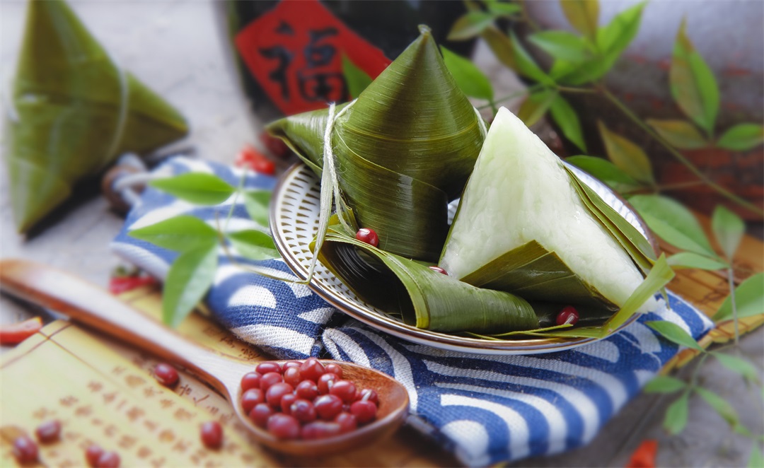 茶葉批發(fā)丨養(yǎng)生茶丨艾條的作用丨艾灸養(yǎng)生