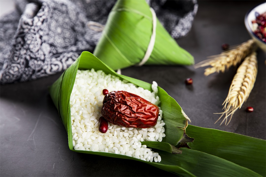 茶葉批發(fā)丨養(yǎng)生茶丨艾條的作用丨艾灸養(yǎng)生